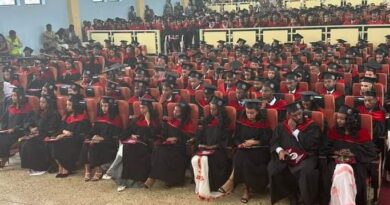 AAU: School of Medicine Graduates 298 Medical doctors