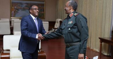 Featured Image: Deputy PM Demeke Mekonnen met with the President of Sudan’s Ruling Sovereign Council al-Burhan in Khartoum on December 1, 2022