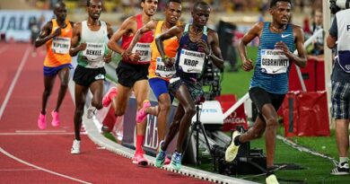 Hagos Gebrhiwet leads the 5000m in Monaco