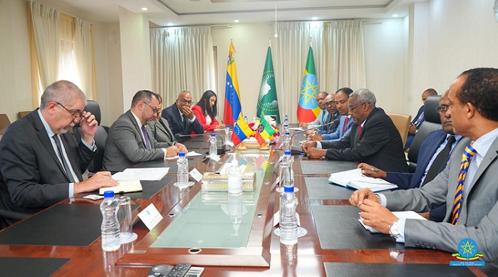 The visiting Venezuelan foreign minister Yván Gil Pinto and his delegation met with Ethiopian counterpart Demeke Mekonnen in Addis Ababa on Oct 30, 2023.